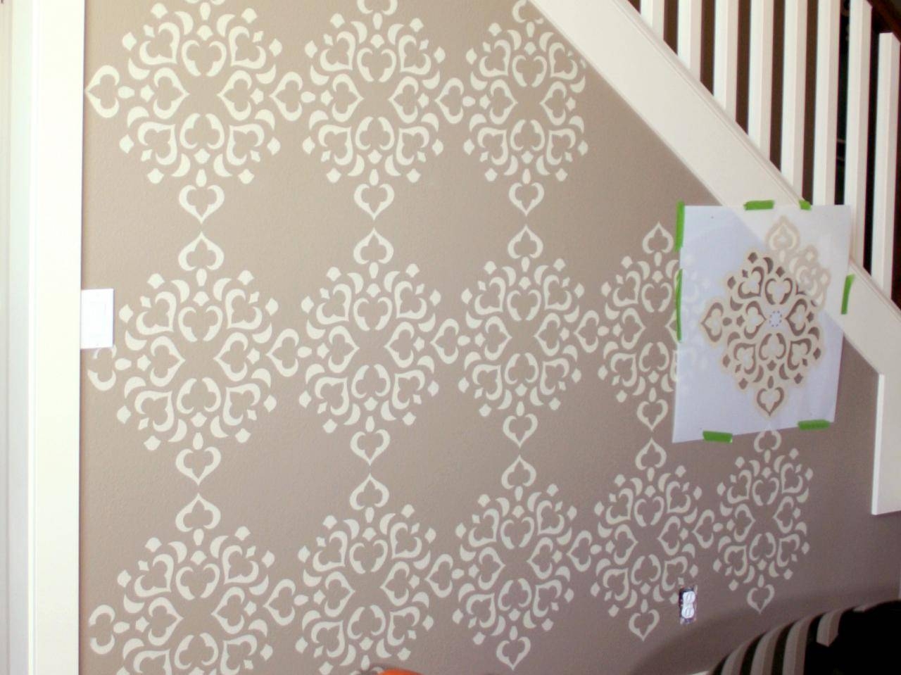 Featured Photo of 20 Best Space Stencils for Walls