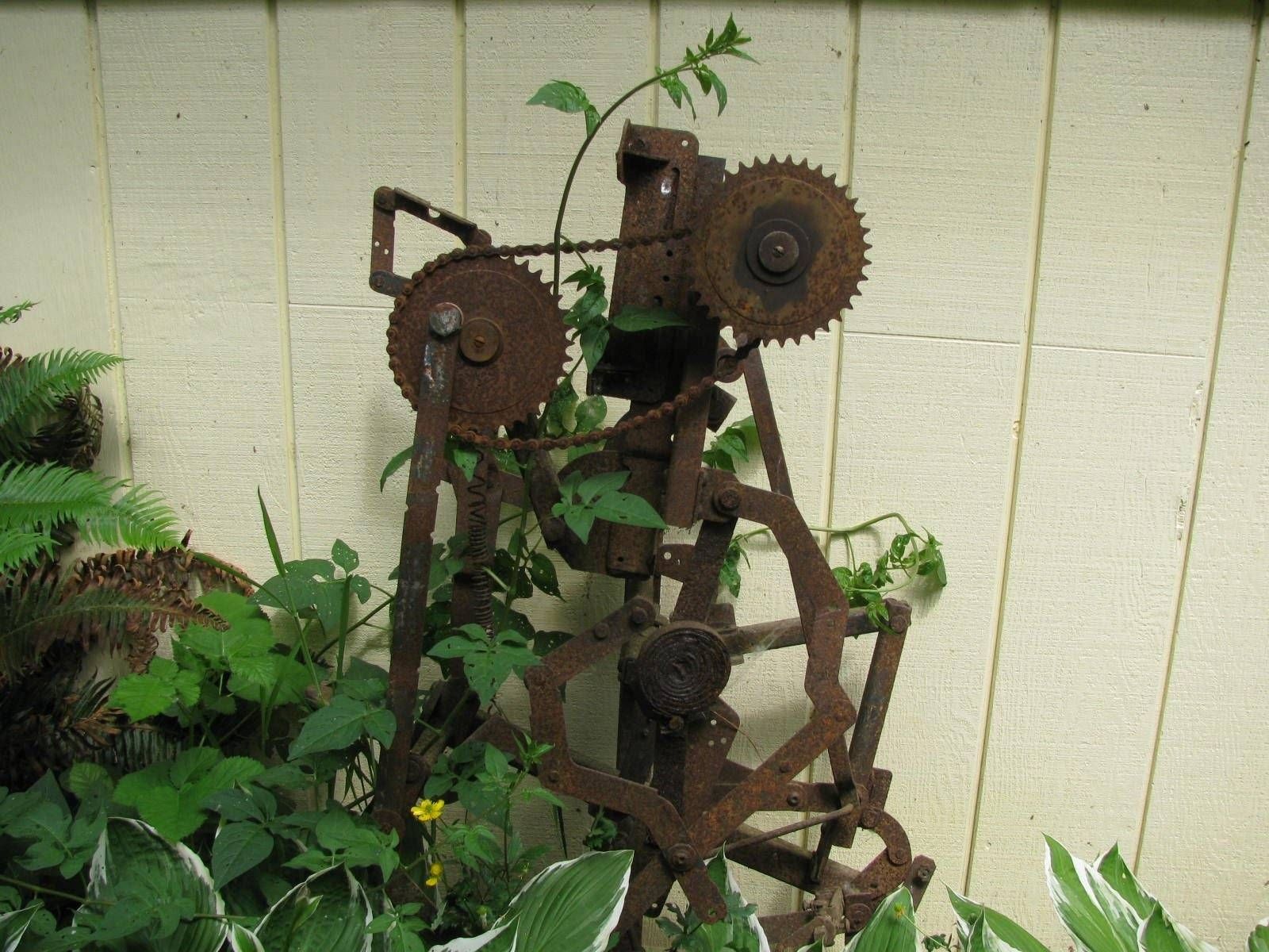 Making Metal Sculptures For Yard Art – Youtube Throughout Most Recent Metal Sunflower Yard Art (View 7 of 26)