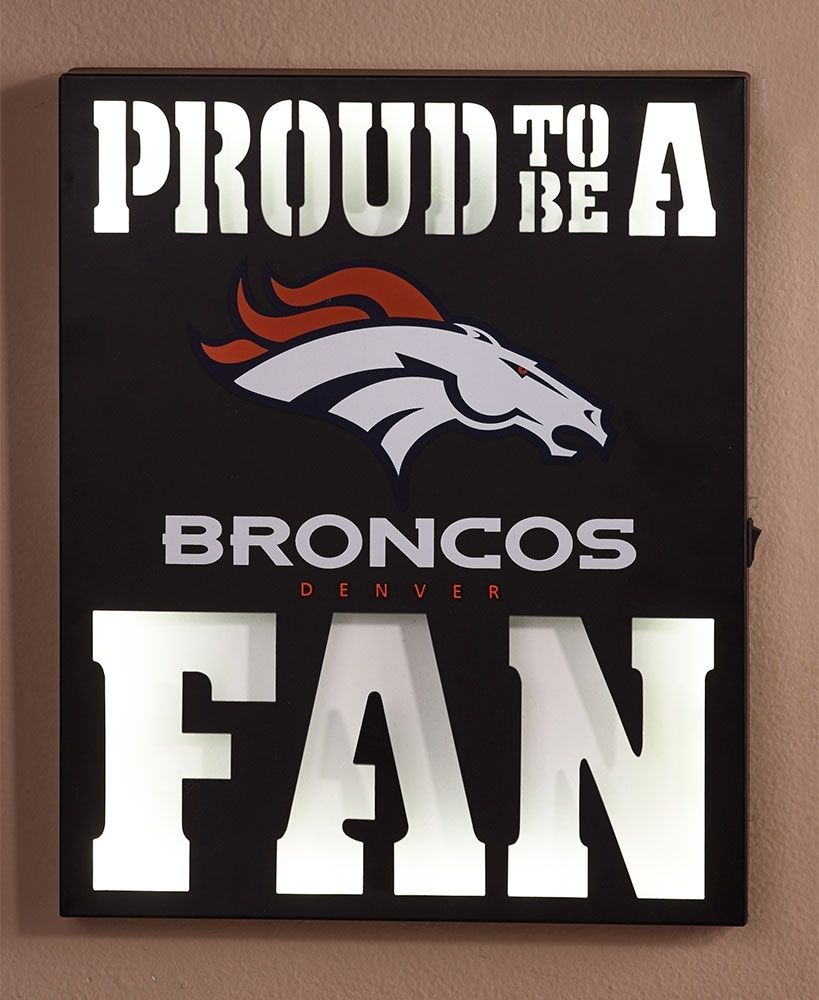 Nfl Led Metal Wall Art | The Lakeside Collection In Most Popular Nfl Wall Art (View 1 of 15)