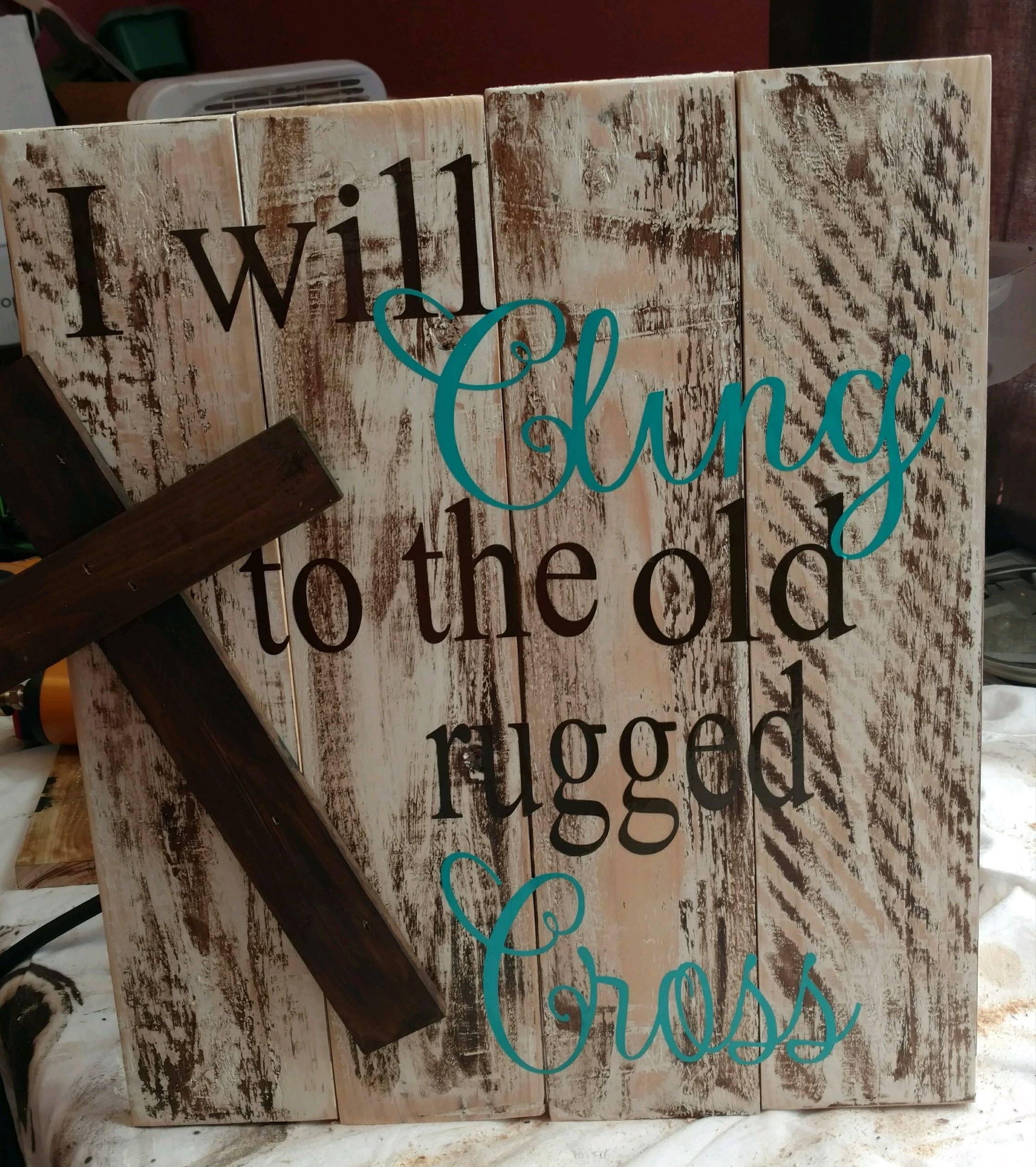 Pallet Wood Sign With "i Will Cling To The Old Rugged Cross With Most Up To Date Blended Fabric Old Rugged Cross Wall Hangings (View 7 of 20)