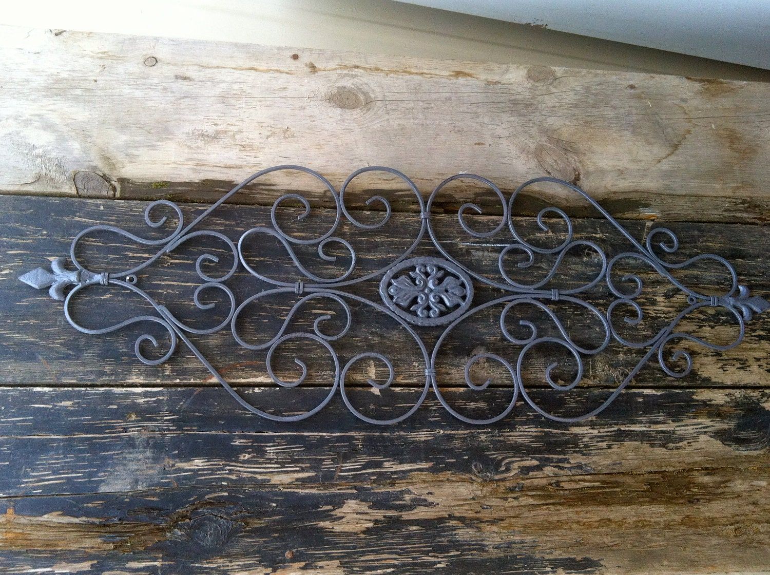 Gray Distressed Scroll Iron Wall Decor / Wall Hanging / Metal Within Best And Newest Brass Iron Wall Art (View 16 of 20)