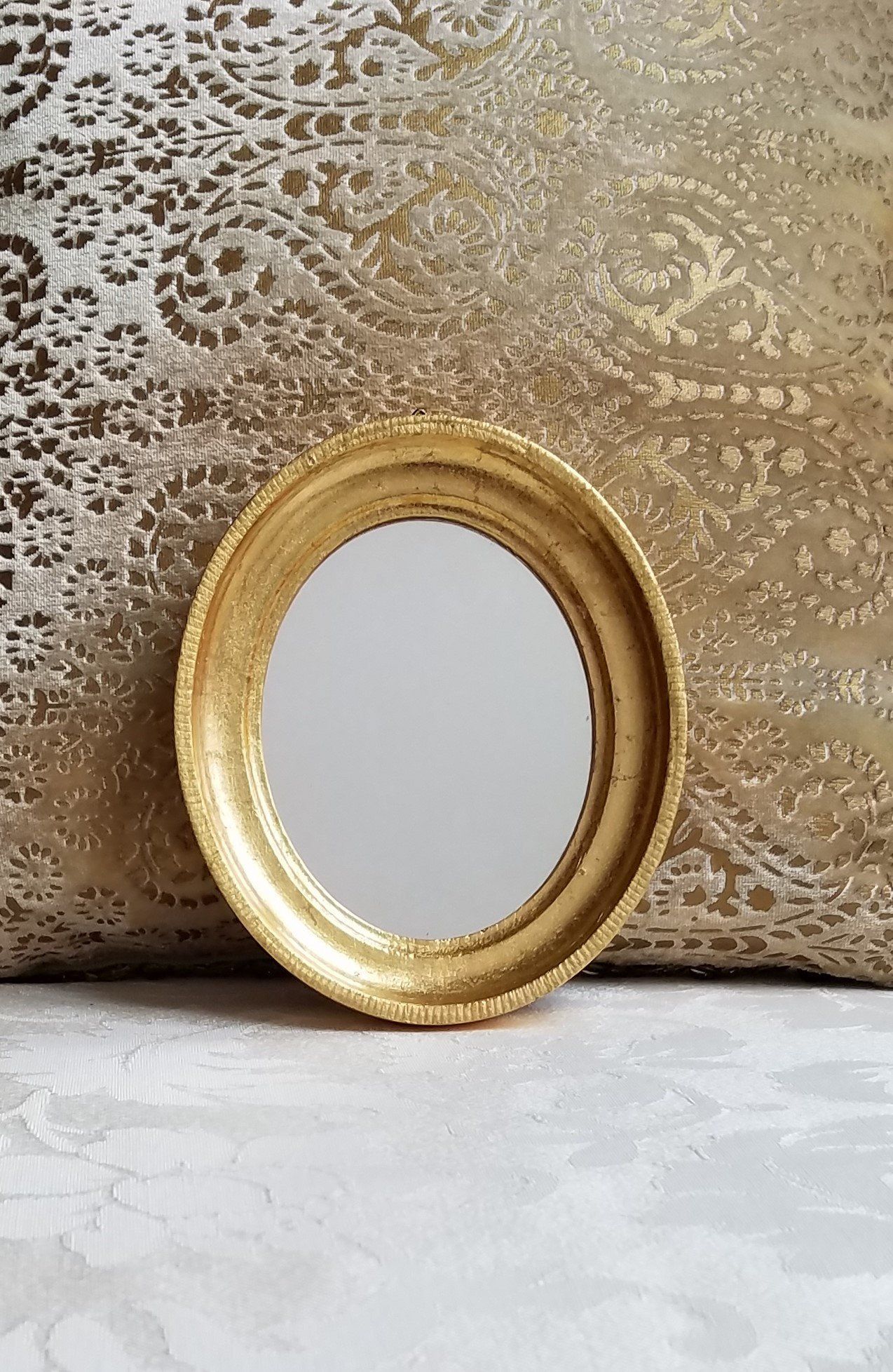 Vintage Gold Wall Mirror Small Oval Florentine Beveled Made In Italy Inside 2017 Gold Metal Mirrored Wall Art (View 17 of 20)