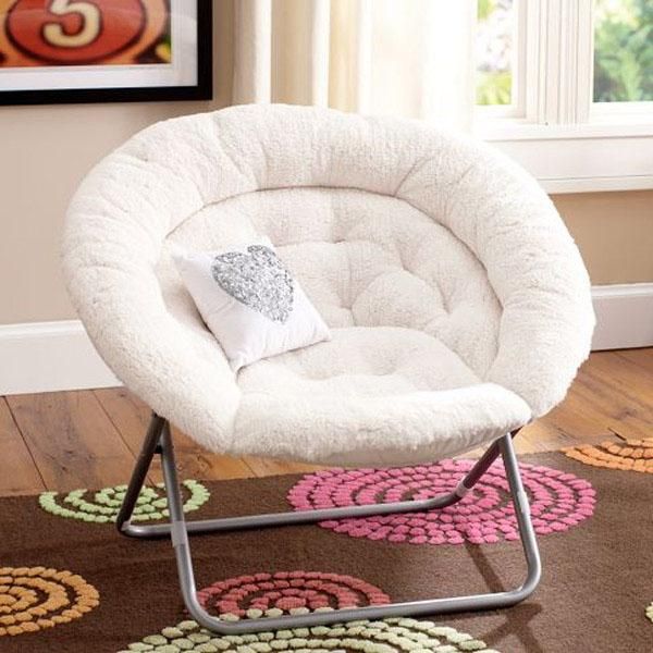30 Cozy Ideas For Modern Home Decorating With Papasan Chairs In White Faux Fur Round Accent Stools With Storage (View 10 of 20)