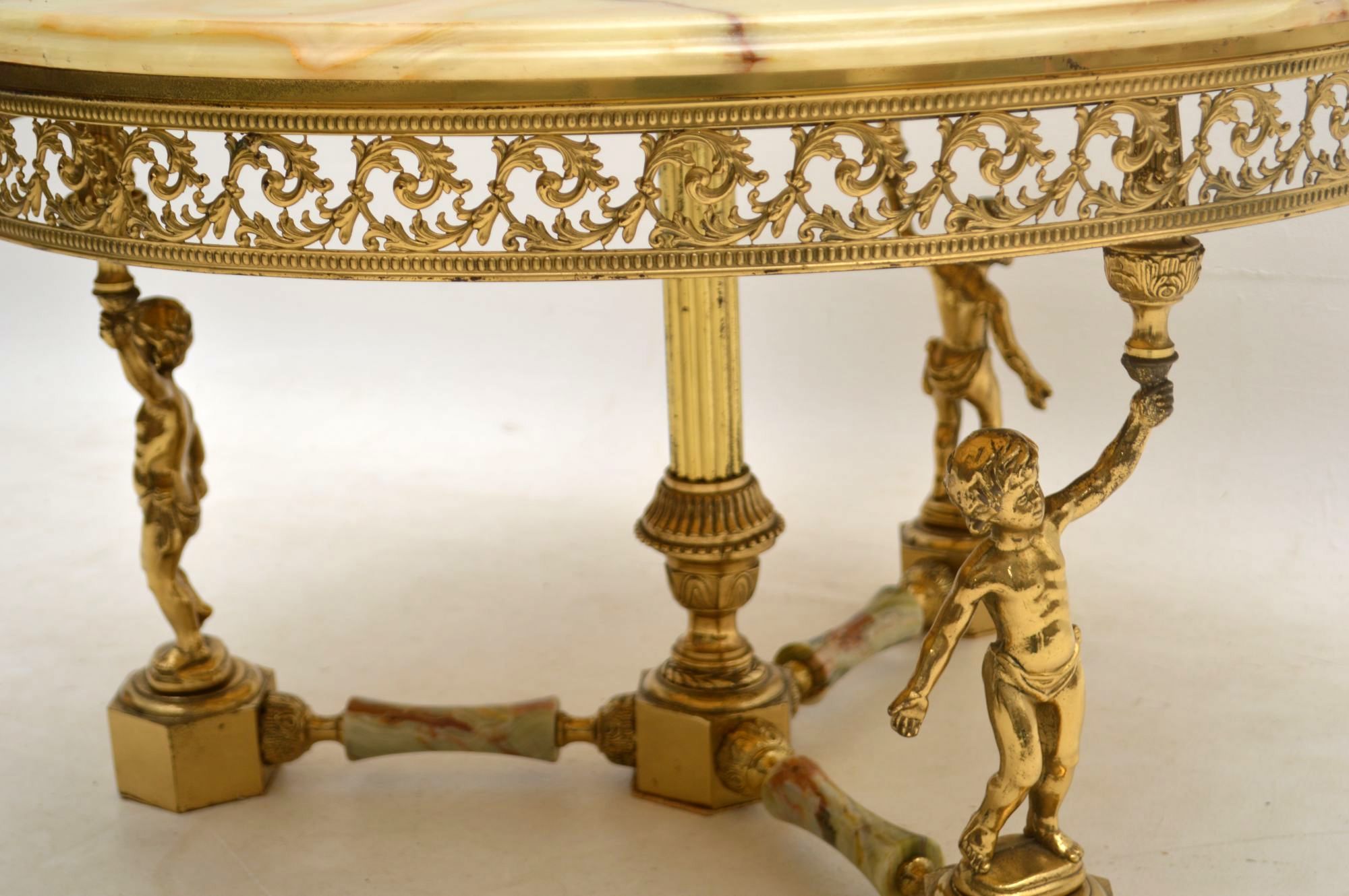 Antique Brass And Onyx Round Coffee Table – Marylebone Antiques In Antique Brass Round Console Tables (View 1 of 20)