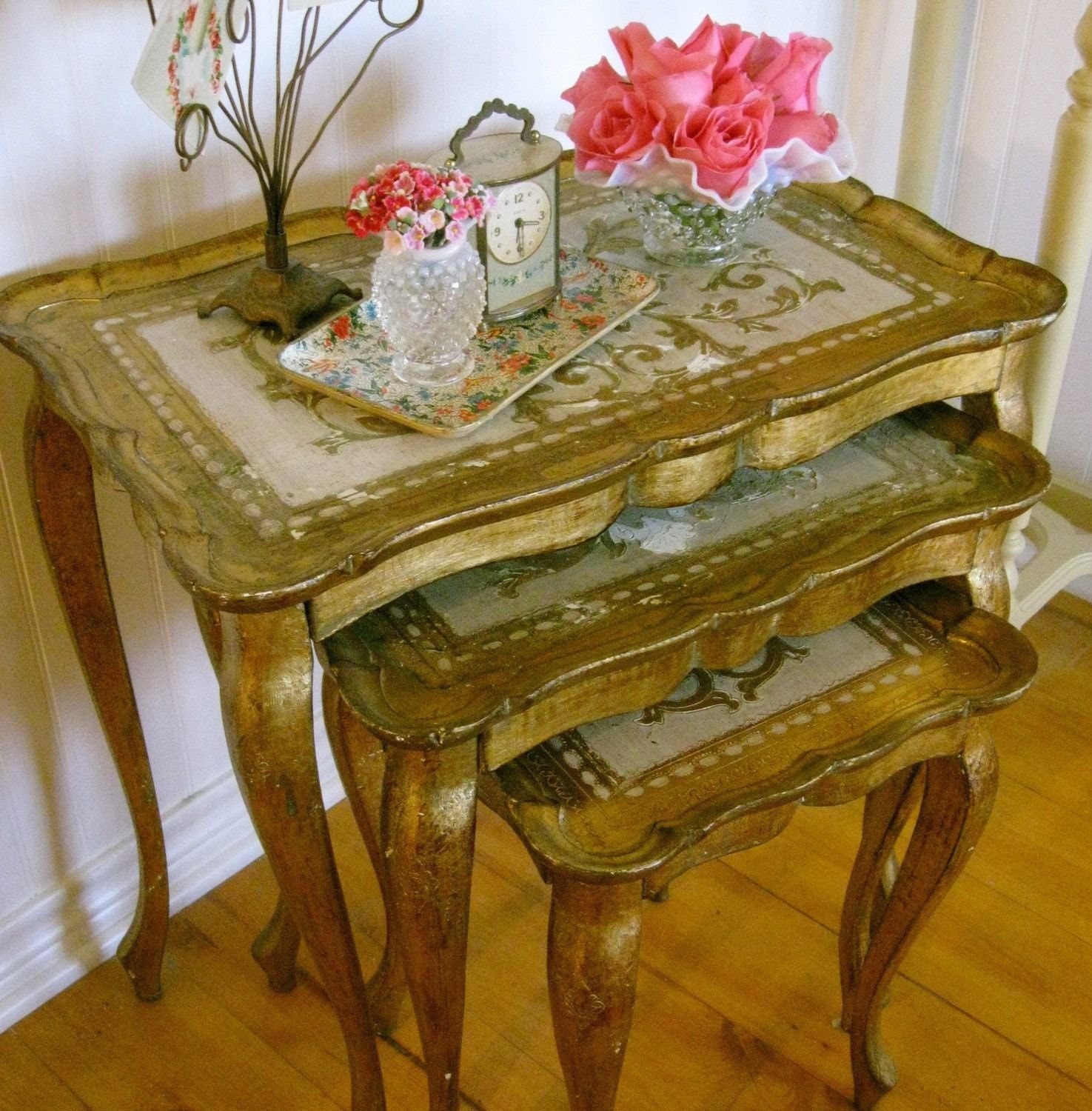 Antique Italian Florentine Nesting Tables Set Painted Paris Inside Antique Gold Nesting Console Tables (View 1 of 20)