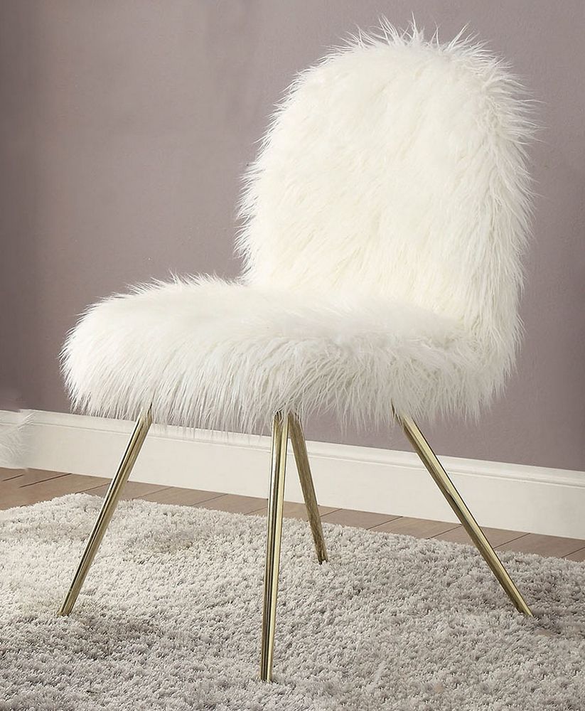 Caoimhe White Fur Like Accent Chairfurniture Of America Pertaining To White Textured Round Accent Stools (View 16 of 20)