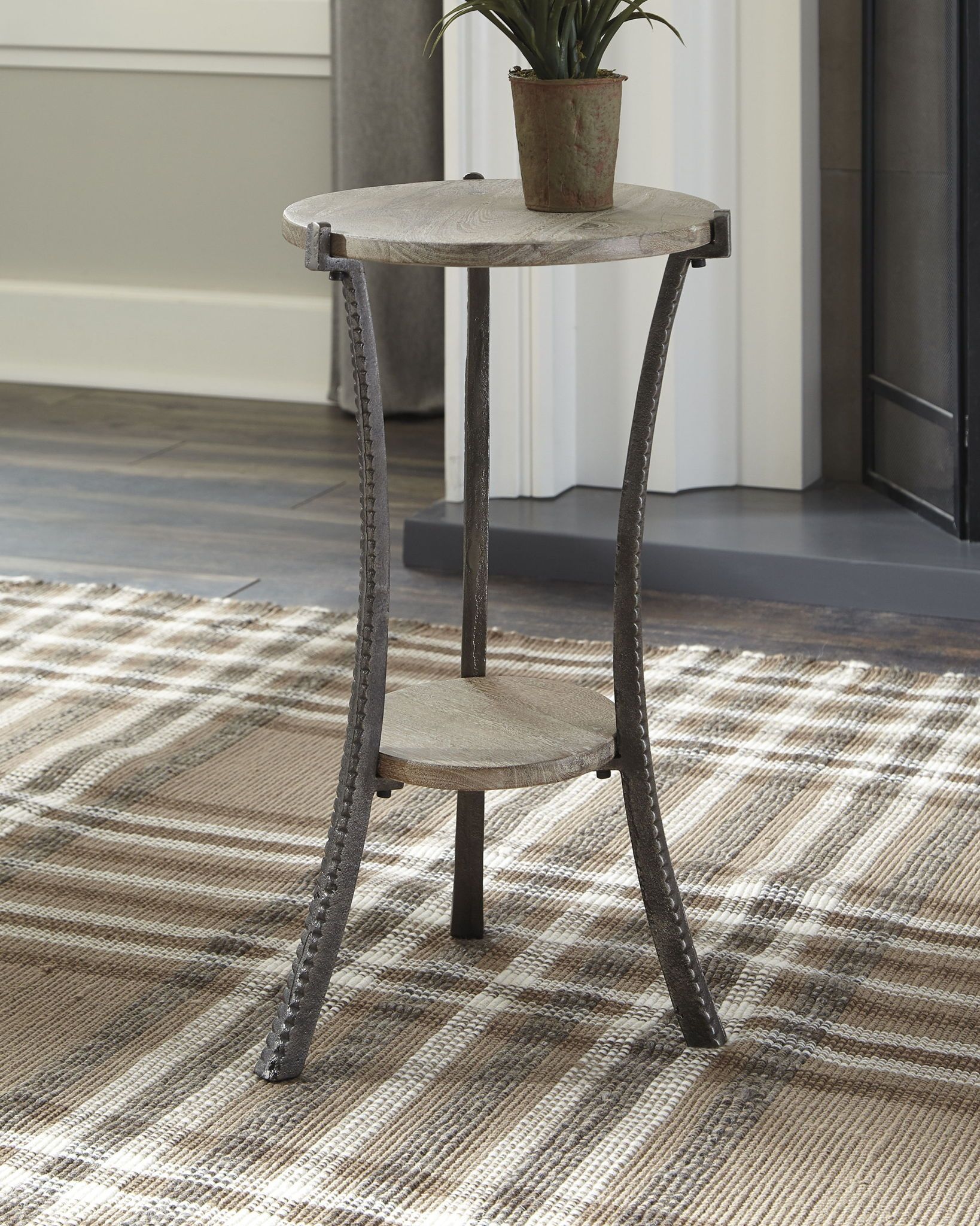 Enderton – White Wash/pewter – Accent Table | Furniture Warehouse Ohio Regarding White Washed Wood Accent Stools (View 17 of 20)