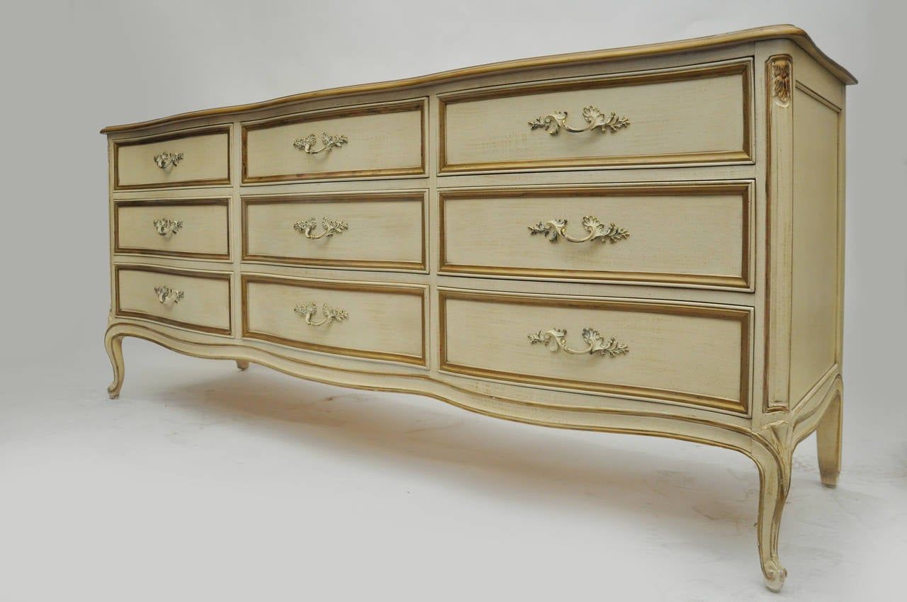 Henredon French Style Cream And Gold Guild Dresser Or Console At 1stdibs Inside Cream And Gold Console Tables (View 19 of 20)