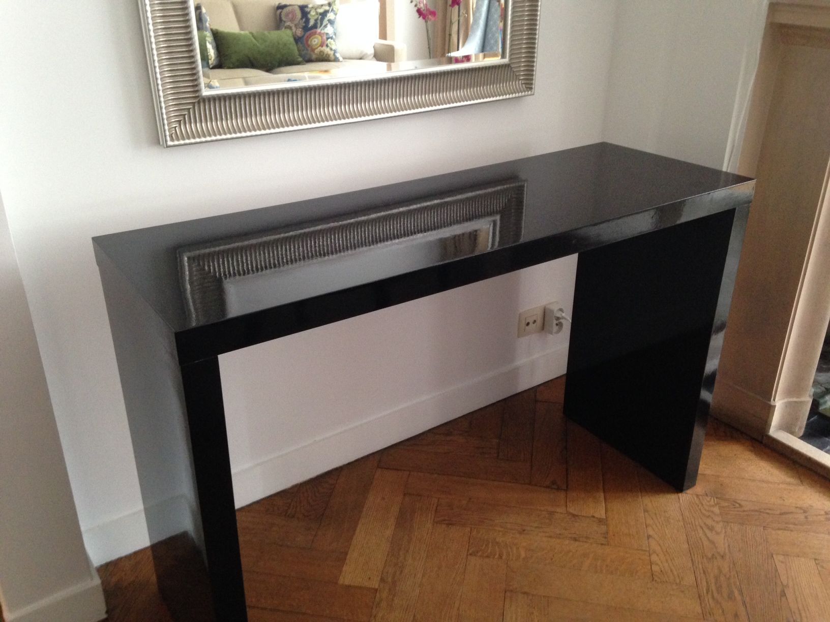 Ikea Console Tables, Best Furniture Pieces For Your Entryway – Homesfeed Within Gray And Black Console Tables (View 6 of 20)