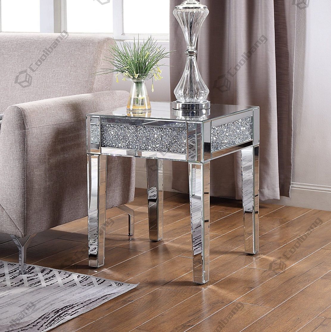 Living Room Crushed Diamond Mirrored Side Table End Table In Gold And Mirror Modern Cube Console Tables (View 14 of 20)
