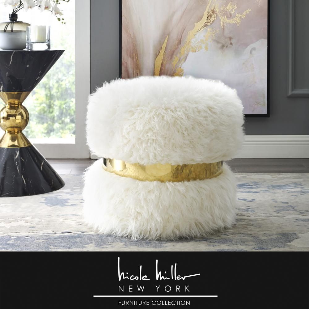 Nicole Miller Hassan Cream White/gold Faux Fur Round Ottoman Non136 For White Faux Fur Round Ottomans (View 9 of 20)