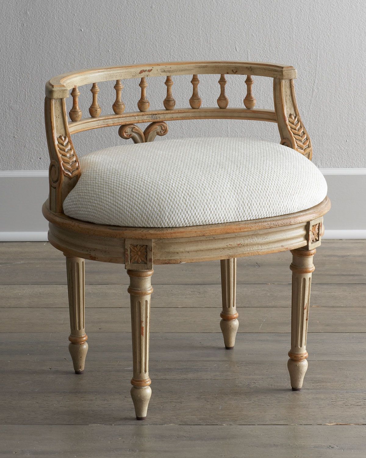 Taryn Vanity Seat Throughout Cream And Gold Hardwood Vanity Seats (View 5 of 20)