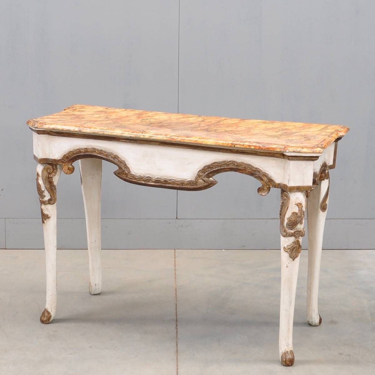 White & Gold Polychrome Console Table | De Grande Antique Throughout Antiqued Gold Rectangular Console Tables (View 20 of 20)