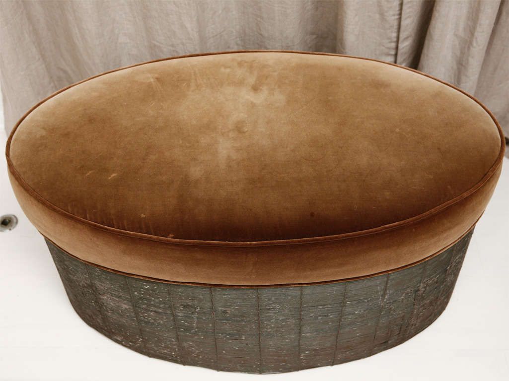 Wire And Velvet Oval Ottoman At 1stdibs Throughout Gray Velvet Oval Ottomans (Gallery 20 of 20)
