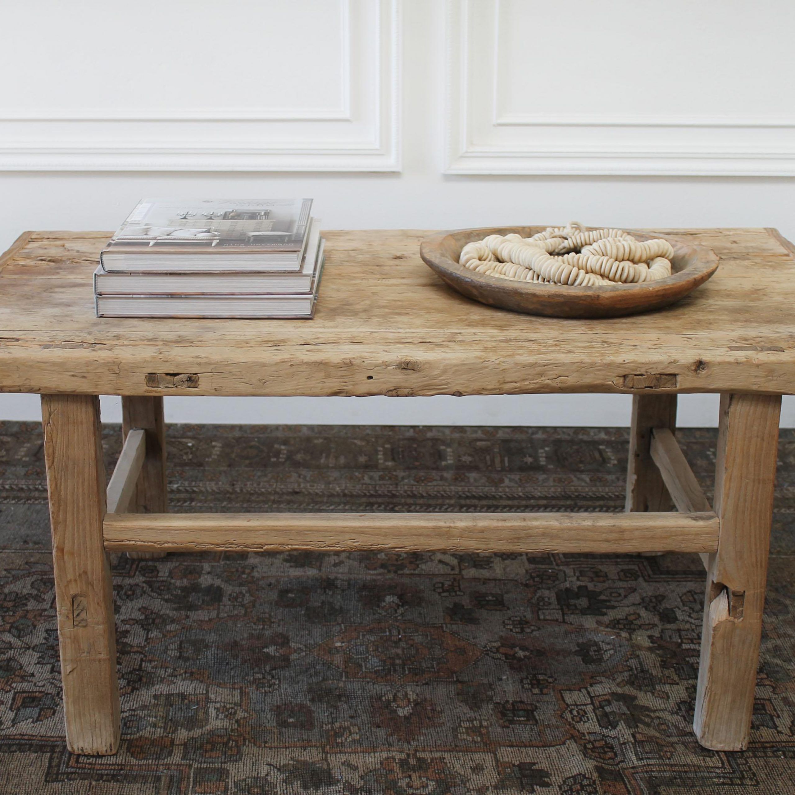 Antique Elm Wood Coffee Table At 1stdibs Throughout Old Elm Coffee Tables (View 10 of 20)