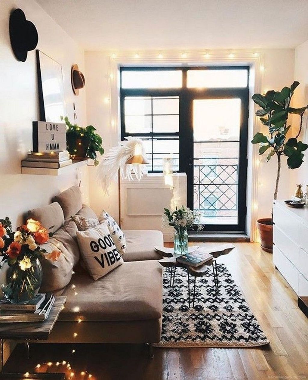 34 The Best Rustic Bohemian Living Room Decor Ideas – Homyhomee Regarding Cozy Castle Boho Living Room Tables (Gallery 4 of 20)