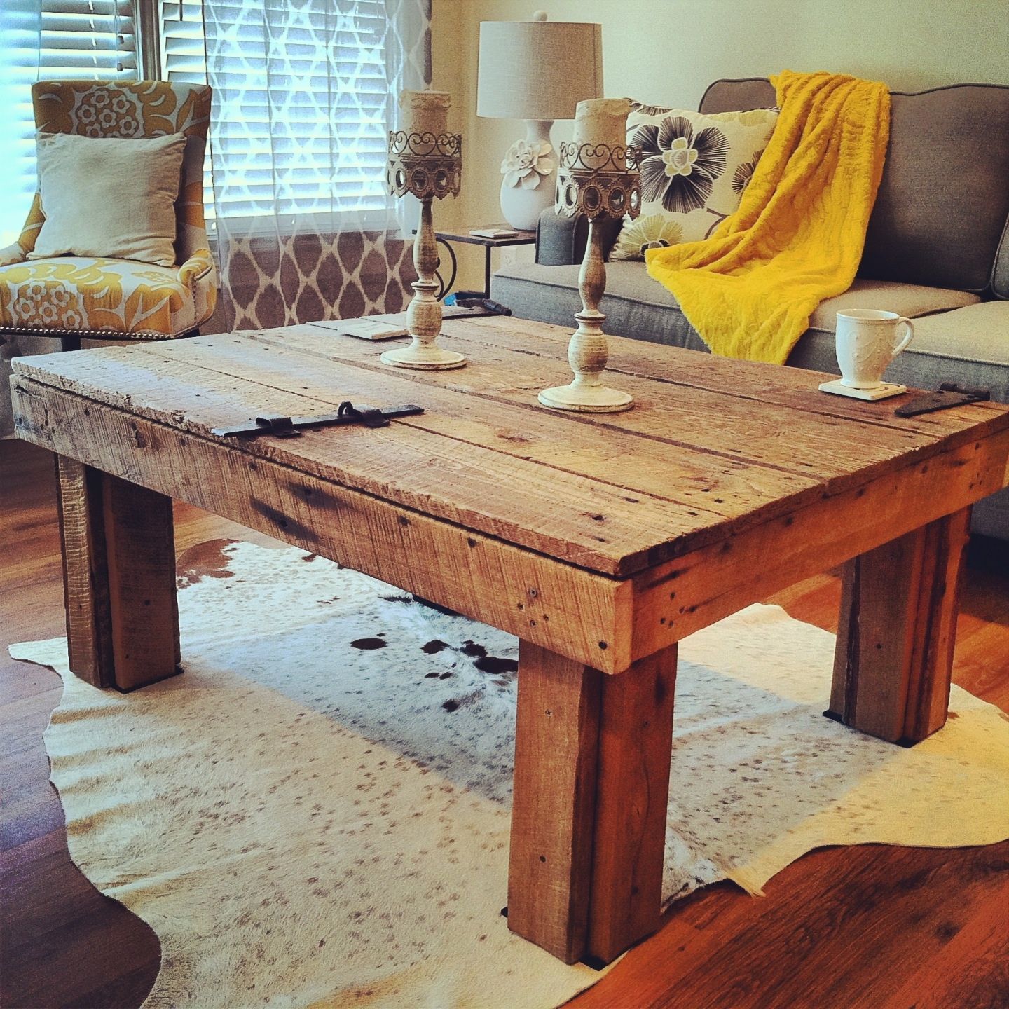 Barn Door Coffee Table Diy – Coffee Table Design Ideas Intended For Coffee Tables With Sliding Barn Doors (View 19 of 20)