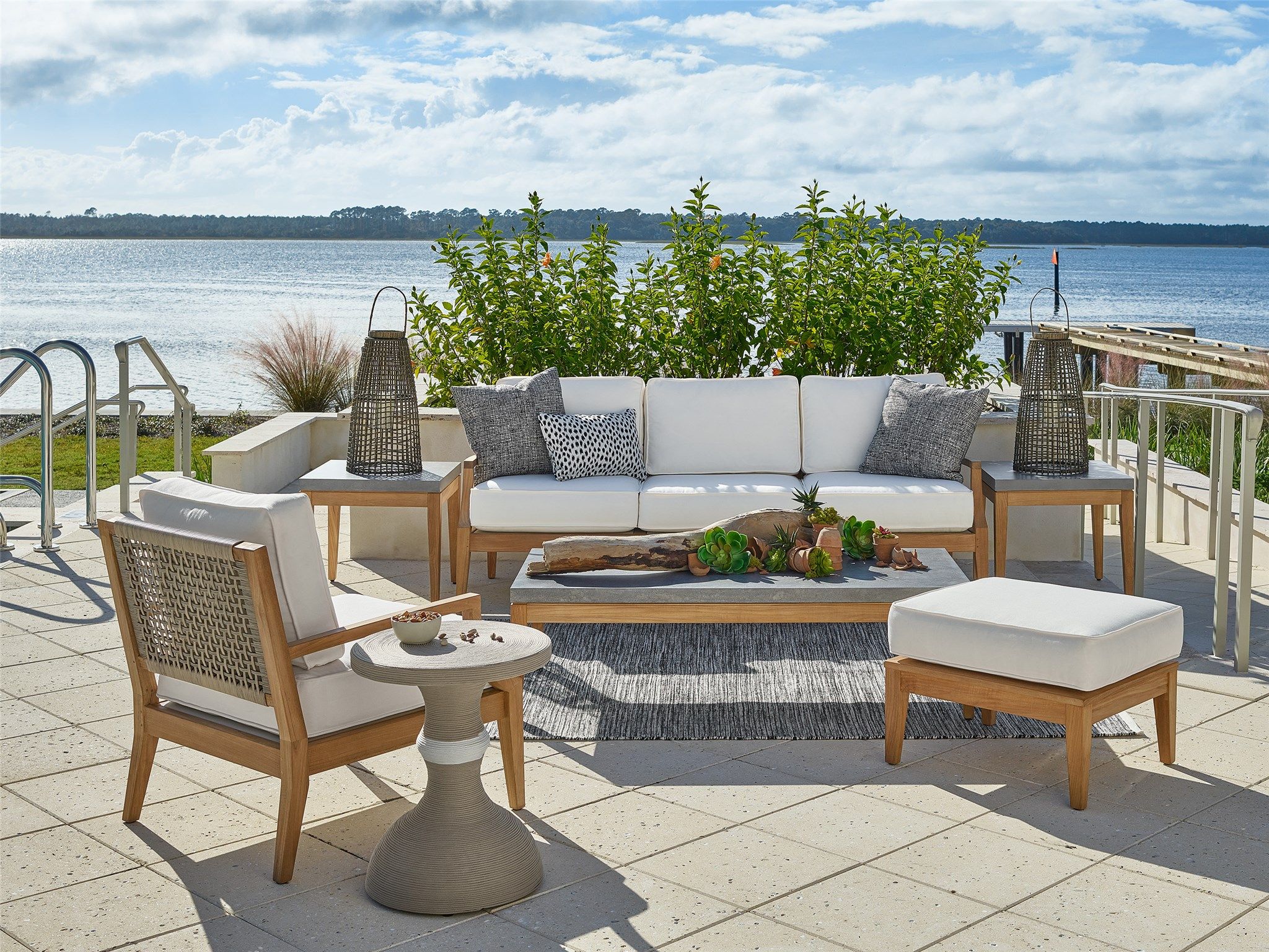 Coastal Living Outdoor Chesapeake Cocktail Table | Universal Furniture Inside Natural Outdoor Cocktail Tables (Gallery 1 of 20)