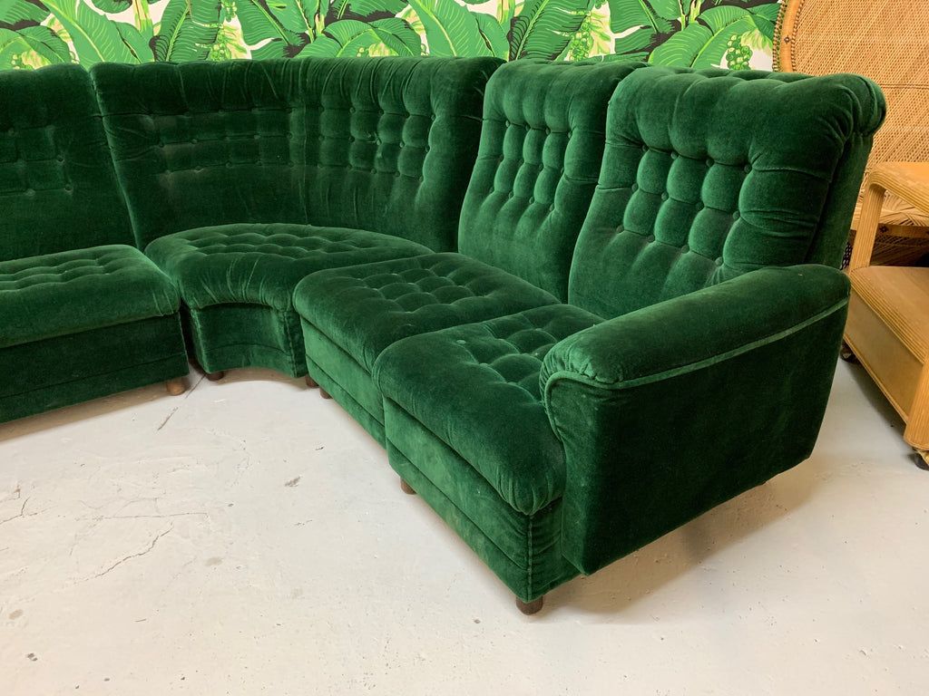 Mid Century Green Velvet Tufted Sectional Sofa In Green Velvet Modular Sectionals (View 12 of 20)