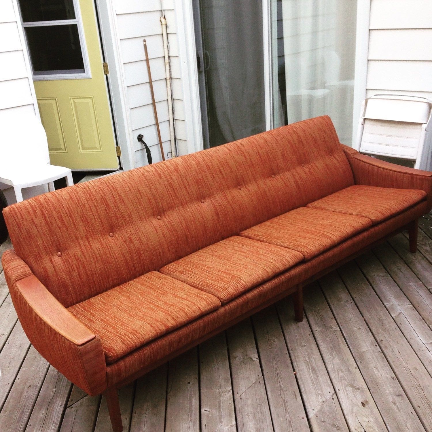 Mid Century Tweed Couch – Hakuchuumu Regarding Mid Century Modern Sofas (View 17 of 20)