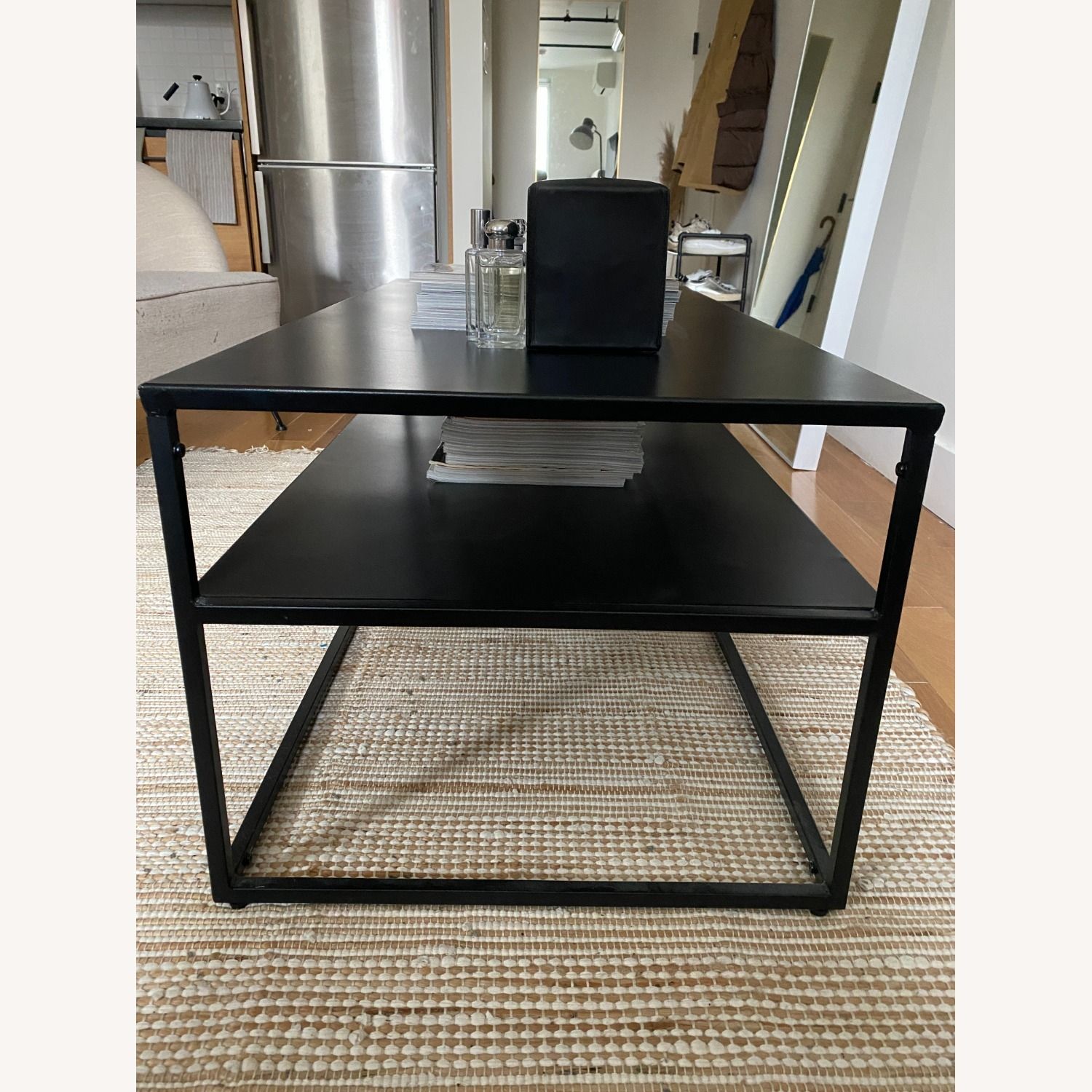 Minimalist Black Metal Coffee Table – Aptdeco Pertaining To Studio 350 Black Metal Coffee Tables (Gallery 5 of 20)