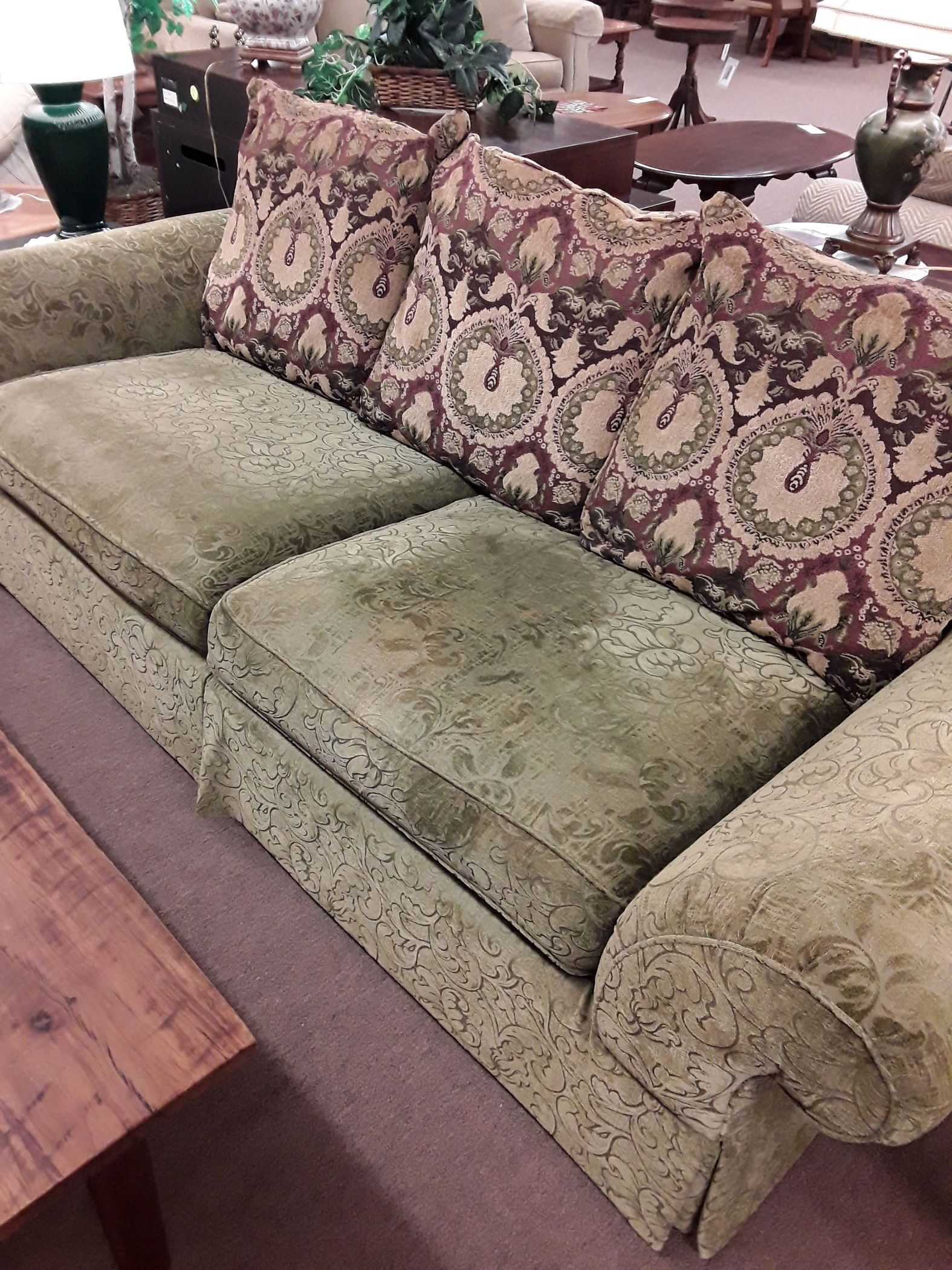 Thomasville Pillow Back Sofa | Delmarva Furniture Consignment With Regard To Sofas With Pillowback Wood Bases (View 4 of 20)