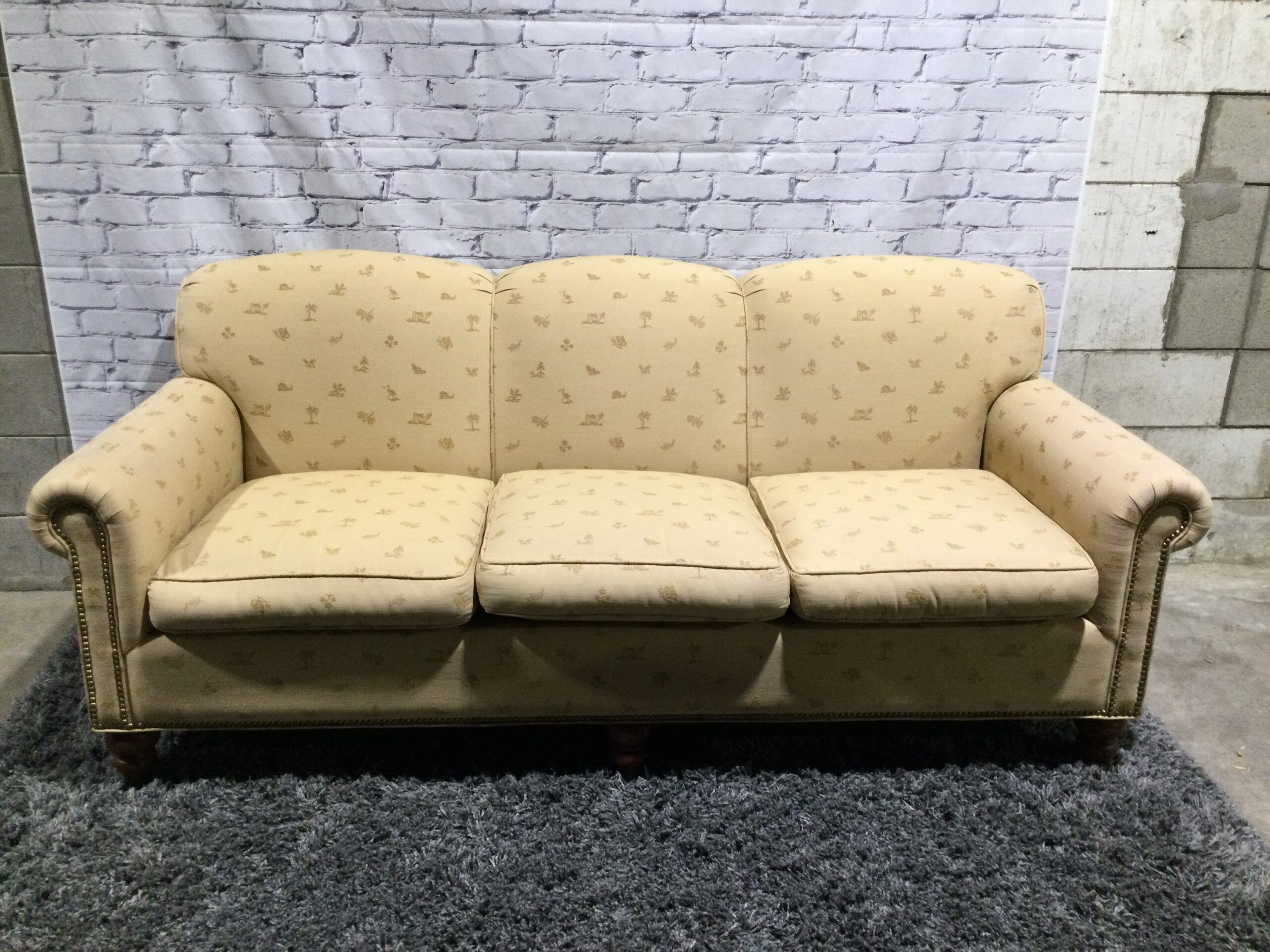 Tropical Traditional 3 Seater Sofa – Redwood Park Communities In Traditional 3 Seater Sofas (Gallery 3 of 20)
