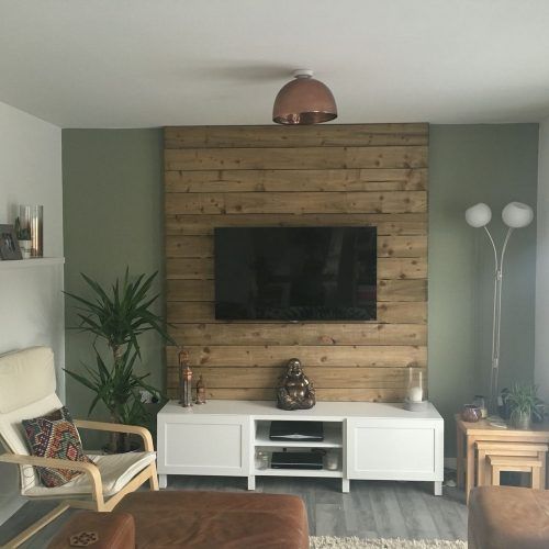 Wall Accents With Pallets (Photo 11 of 15)