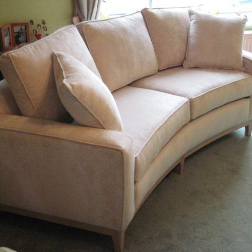 Sofas With Curved Arms (Photo 14 of 20)