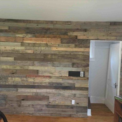 Wood Pallets Wall Accents (Photo 13 of 15)