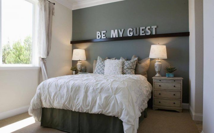 15 Inspirations Wall Accents for Small Bedroom