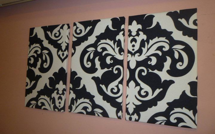 30 Photos Black and White Damask Wall Art