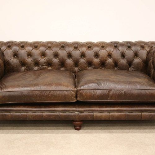 Chesterfield Sofas (Photo 8 of 21)