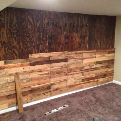 Wood Pallets Wall Accents (Photo 7 of 15)